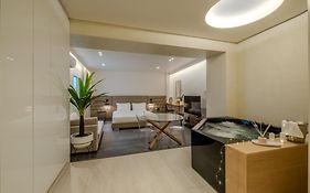 Athenian Central Suites